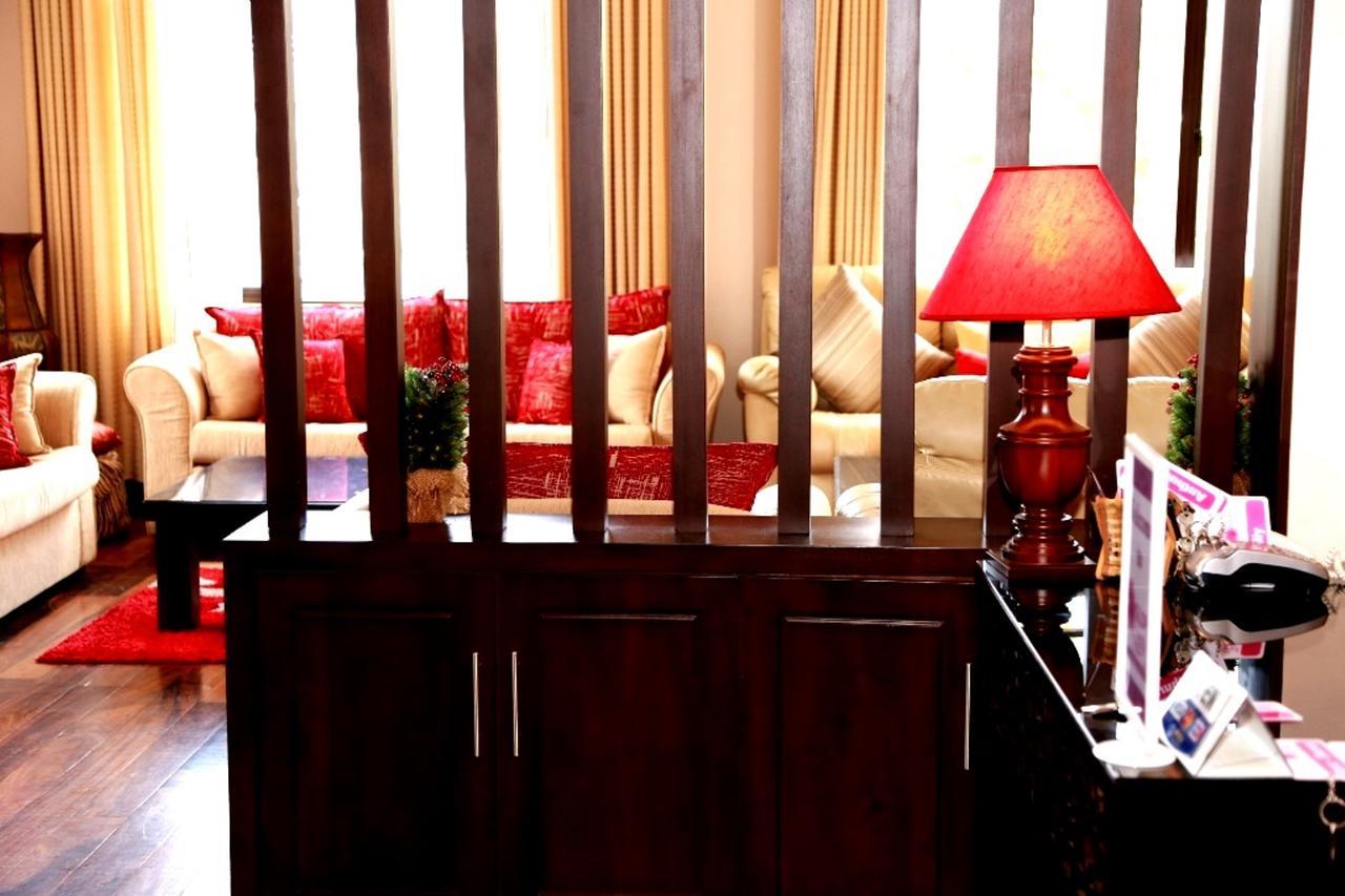 Villa Glory Bush Boutique